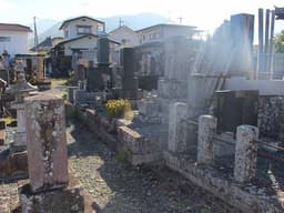 大英寺墓地