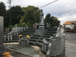 法王寺墓苑