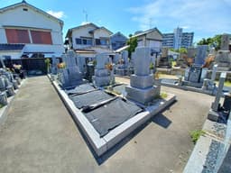 専稍寺墓地