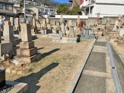 岡本東墓地